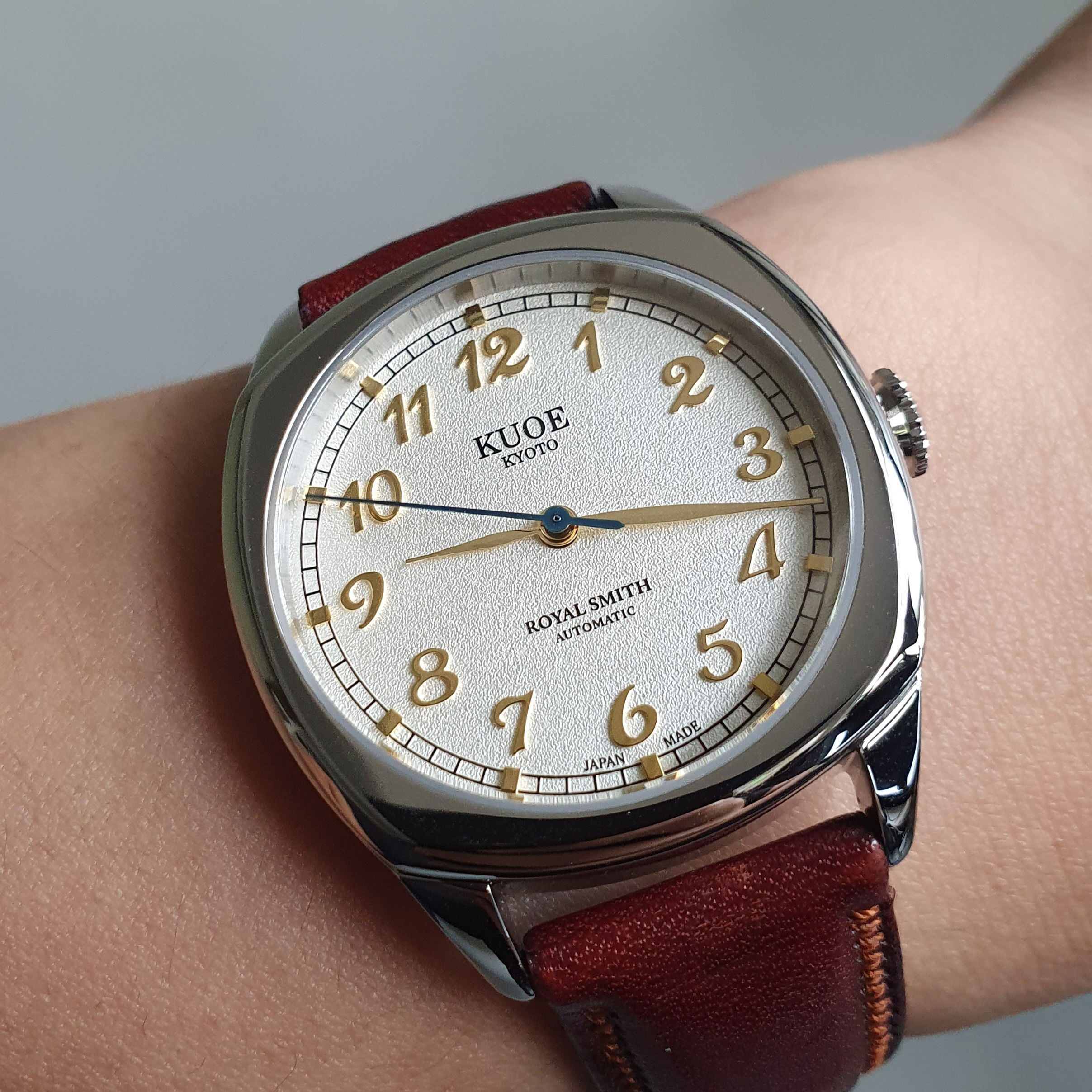 ROYAL SMITH 90-008 Silver case with gold indices dial | Kuoe