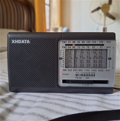 XHDATA D-219 Portable AM FM Shortwave Radio Battery Operated Small