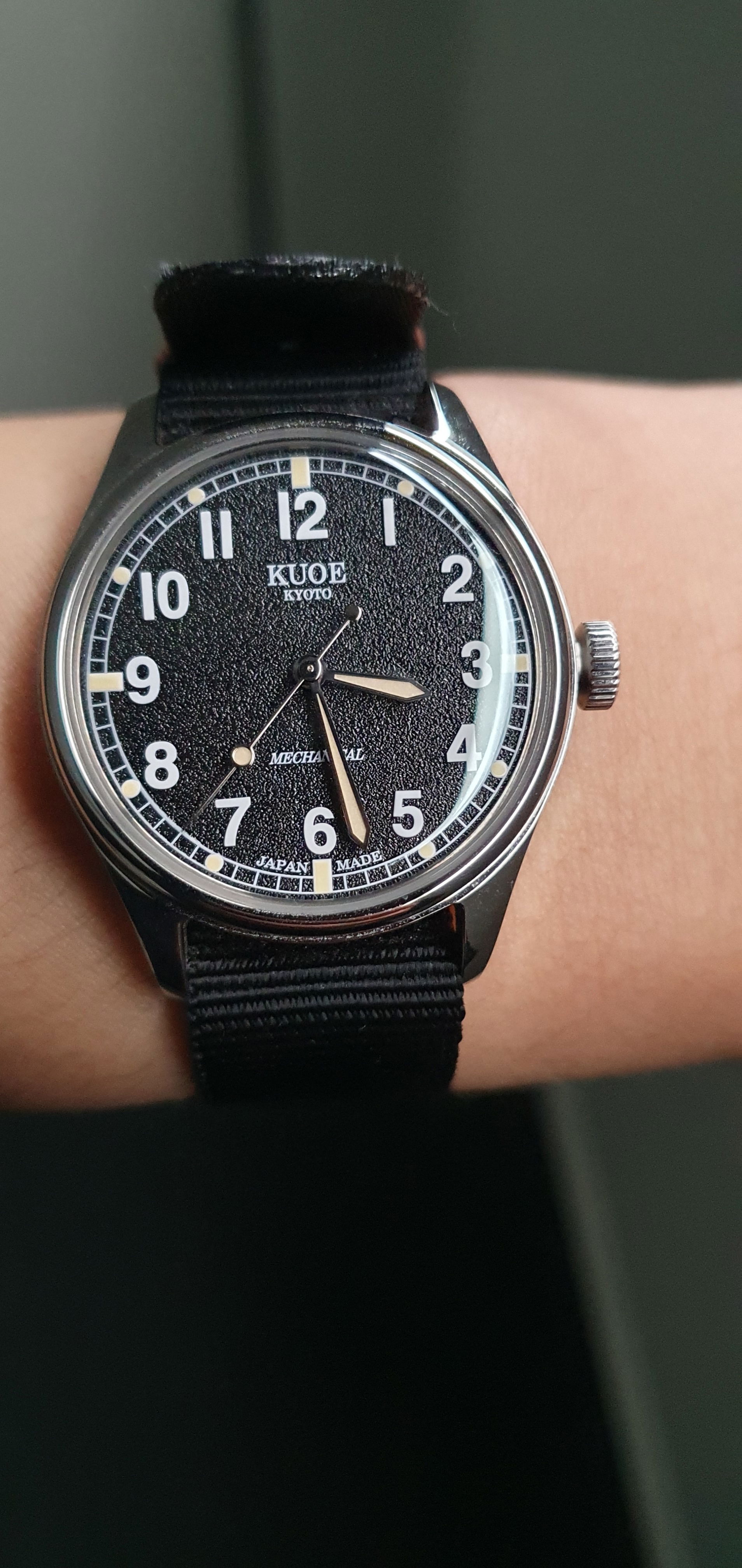 OLD SMITH 90-002 Automatic, Black Dial with Swiss Super-LumiNova