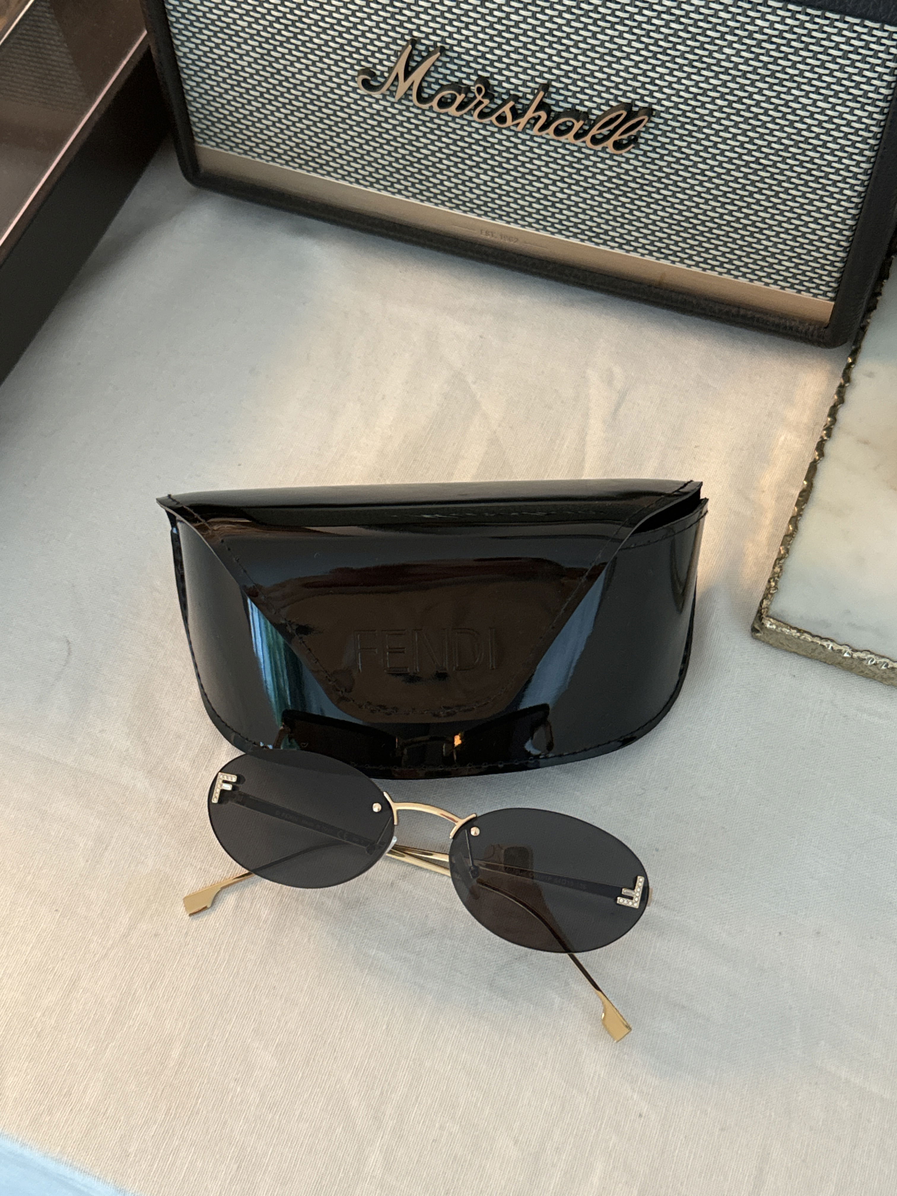 Fendi Rimless Oval sunglasses || HolyMoly