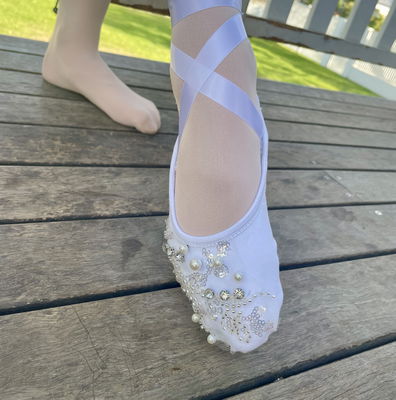 Capezio ej2c top