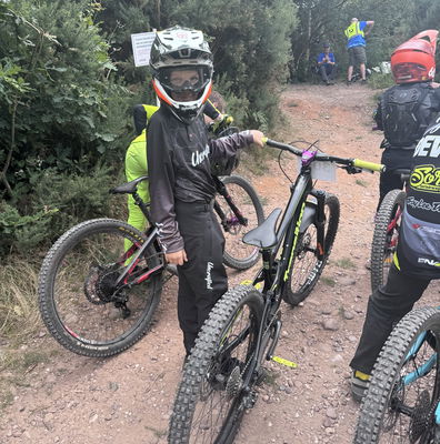 Casual mountain bike clothing discount