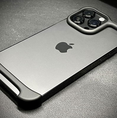 Arc Pulse for iPhone 15 Pro Max