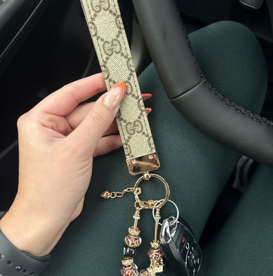 Rare Vintage GUCCI Keychain Key Ring Keyring Gold Enamel