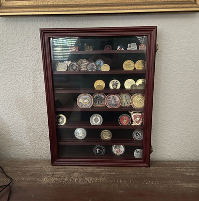 30 Military Challenge Coin, Poker Chip, Sports Coin Display Case 30 Military Challenge Coin, Poker Chip, Sports Coin Display Case