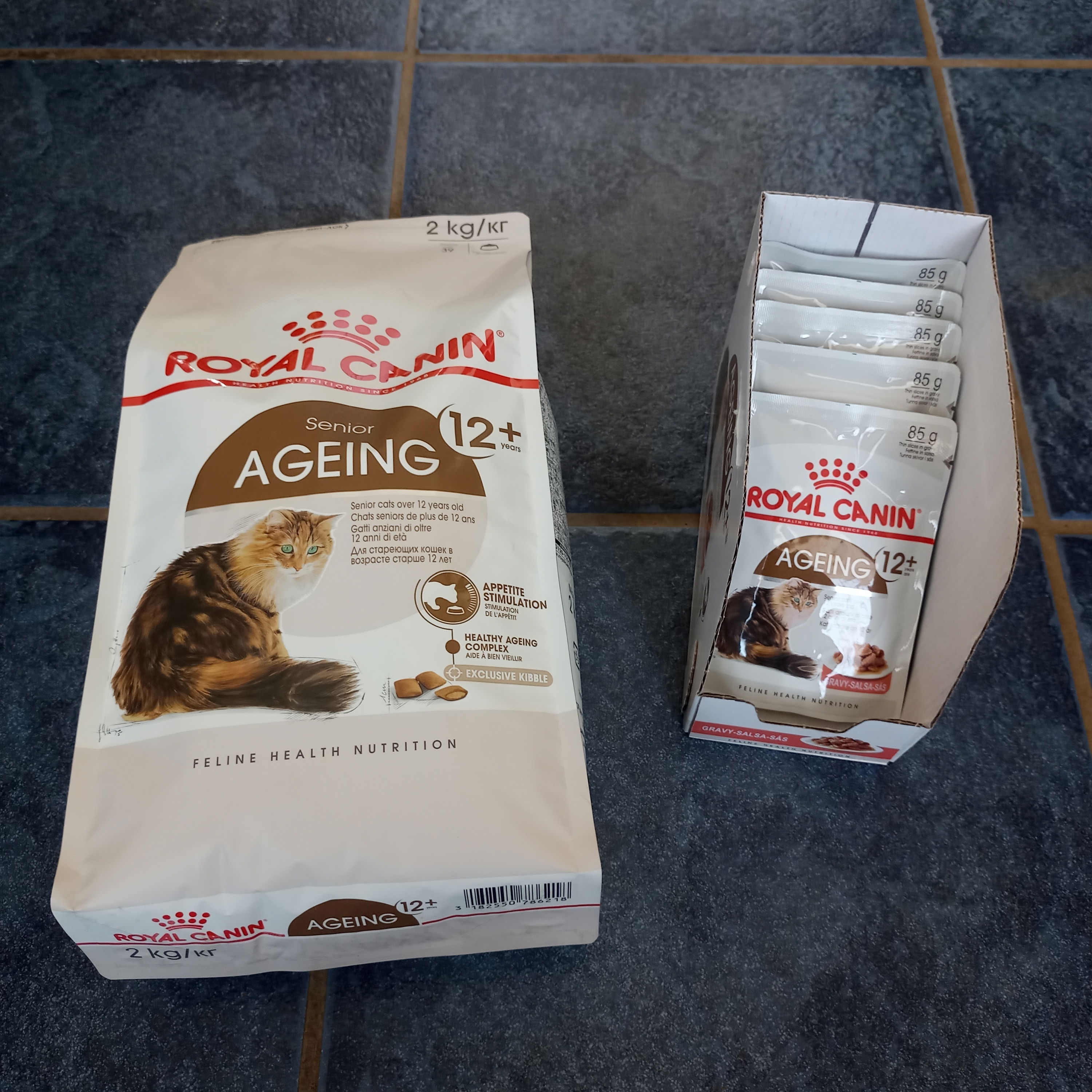  Canin Ageing 12+ 4kg おまけcombo Royal Canin Senior Ageing 12+ Adult Cat Food 4kg : Amazon.co