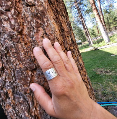 Customer wearing the Wildflowers Adjustable Ring