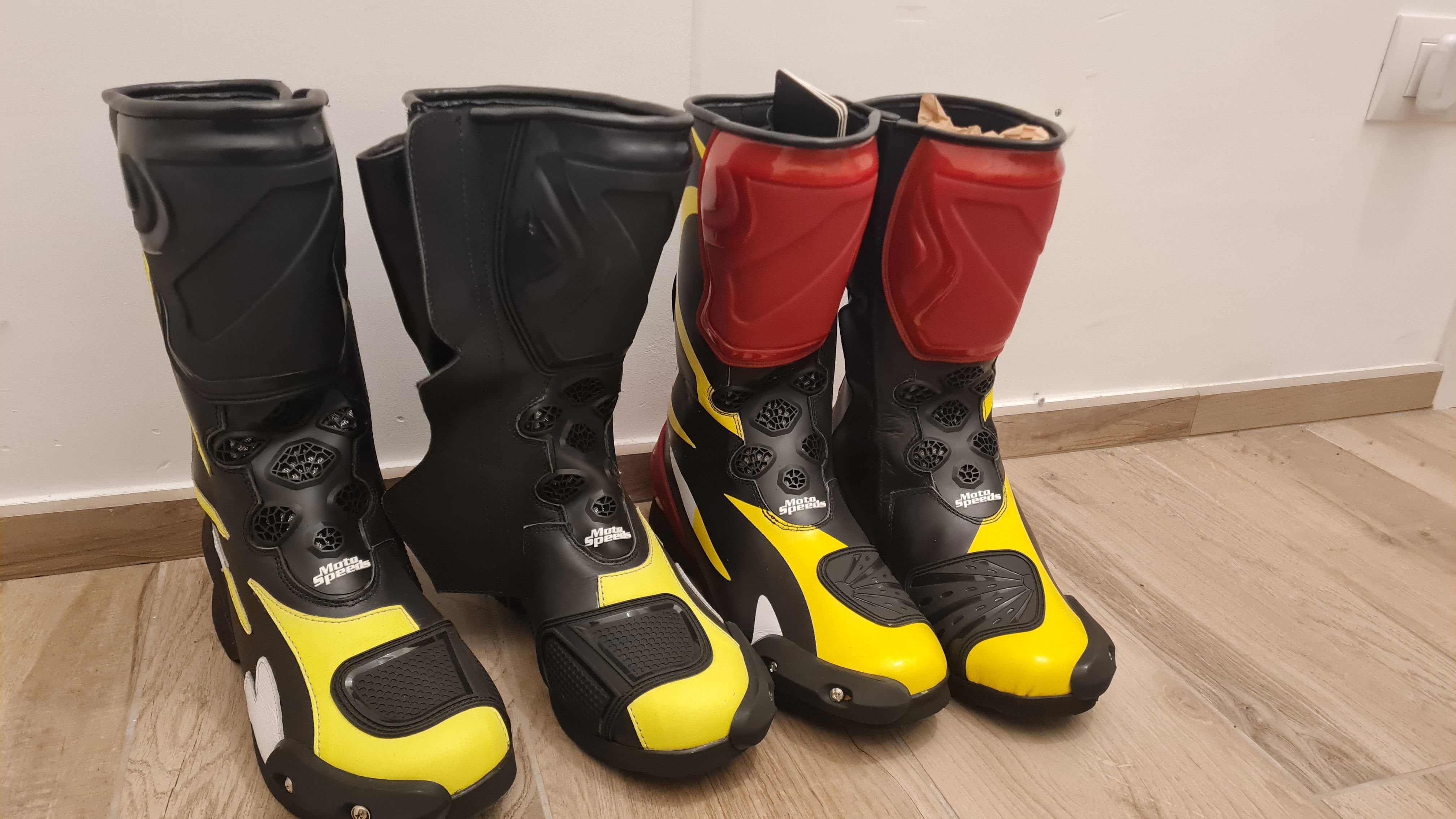 SUZUKI GSX-R レザー製レーシングスーツ SUZUKI GSX-R レザー製レーシングスーツ - メルカリ