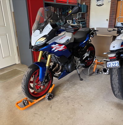 Dynamoto バイクスタンド BMW R9t など BMW R NineT 2014 –> All variants (53.5 mm Pin) Front & Rear Multi