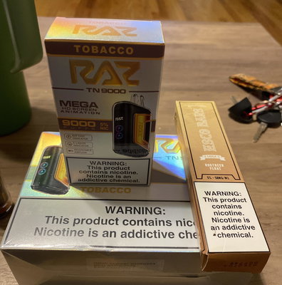 raz tobacco flavored vape Uwell Crown D Replacement Pods main image 1