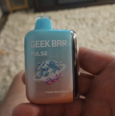 geek bar frozen strawberry for sale Strawberry Geek Bar Pulse Frozen Edition Vape