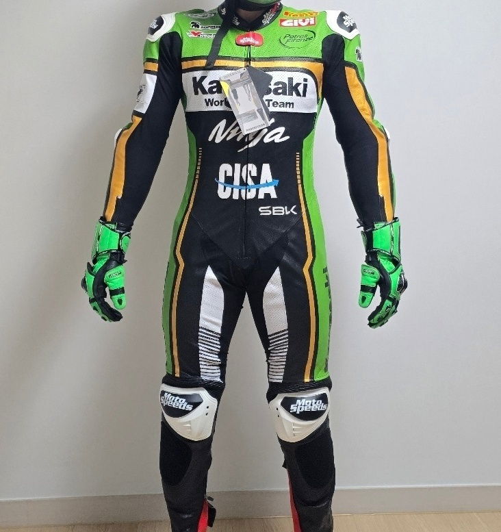 Get Your Kevin Schwantz 1995 Suzuki Racing Suit Today!